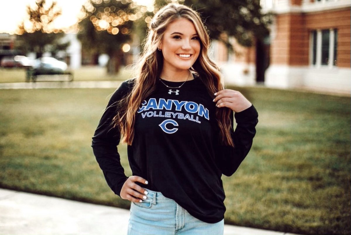 CanyonHSVB's tweet photo. Way to go @raylee_bain !!! We are so proud of this girl for receiving ALL STATE honors. Thank you for your leadership and dedication💜 #purplepride https://t.co/LvLrcymbJM