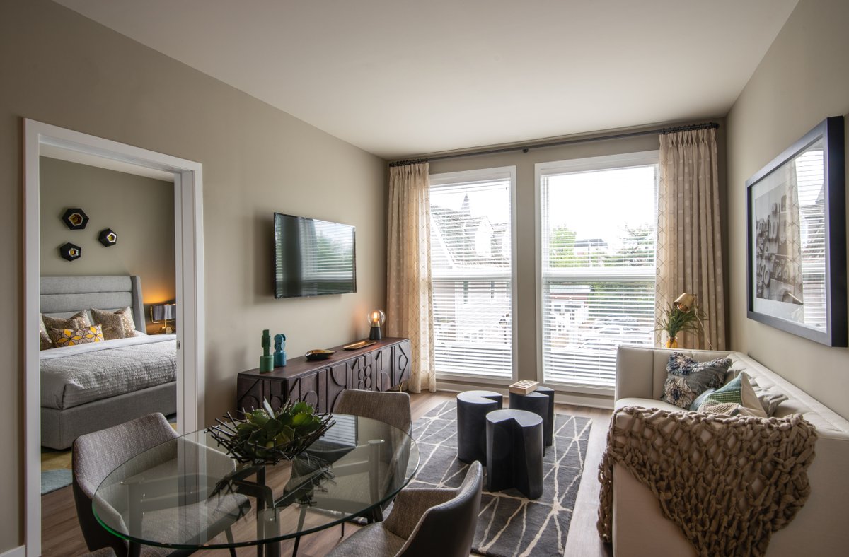 TheMetLofts's tweet photo. Enjoy a home that has it all, style, space, and convenience! The Metropolitan Lofts is Morristown's newest luxury apartment community, in the heart of town! https://t.co/5AYTXnu01X