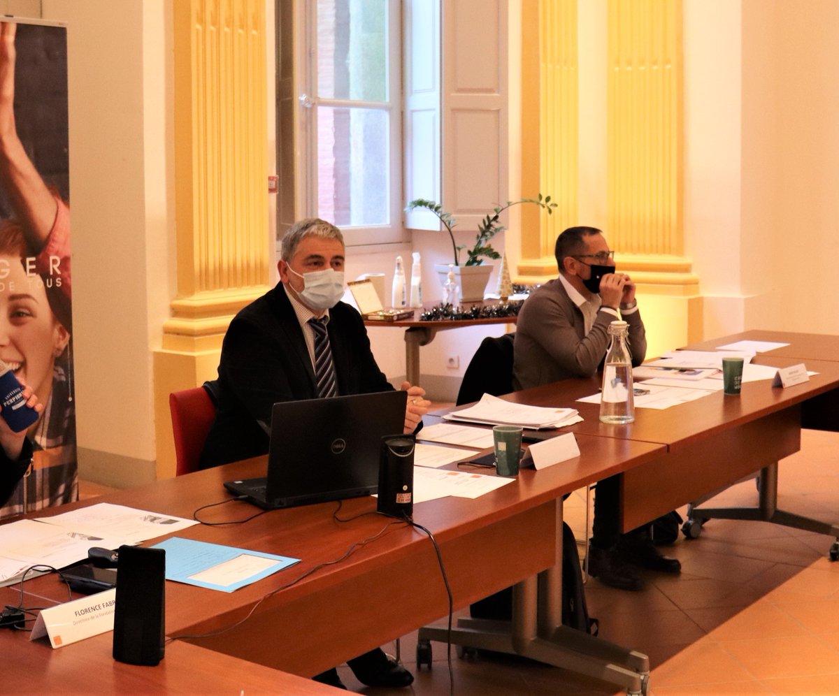 Fondation_UPVD's tweet photo. Yvan Auguet, Président de l'#UPVD a été élu Président de la #FondationUPVD par son conseil de gestion à l'unanimité  mardi 15 décembre 2020. Son mandat court jusqu'en 2024.
Nous lui adressons toutes nos félicitations
#mécénat #recherche #territoire #ESR #Innovation #formation https://t.co/pGwqZgPMvy