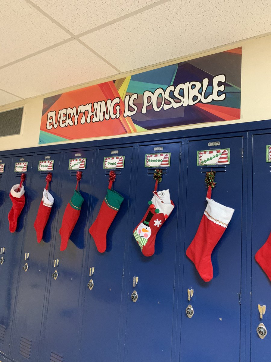 Fremont1_PathHS's tweet photo. Our new 7 Mindsets banners are colorful and a great reminder each day!  @7Mindsets https://t.co/4eNjzmMH9d