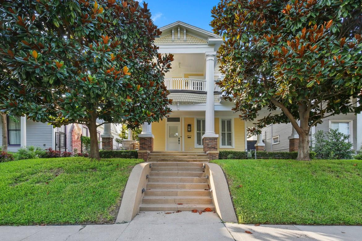 nada_finance's tweet image. We would love 💟 to show you these great Single Family homes in #UptownDallas. 

Find your #Uptown home 🏘️ here: t.ly/H3Xv

Schedule 🗓️ a call with a Nada Agent: joinnada.com/contact

Call us ☎️: 972-947-5202

JoinNada.com #JoinNadaUptown #Nada
