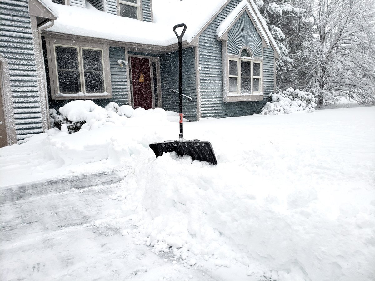 TimothyMangan's tweet photo. Warming up for my #MSIX talk at #CUCG North Carolina today at Noon Eastern https://t.co/ADW3k0truD . The clouds have struck back at us this morning in Boston, but at least #WFH. https://t.co/vsTt2YcqI0