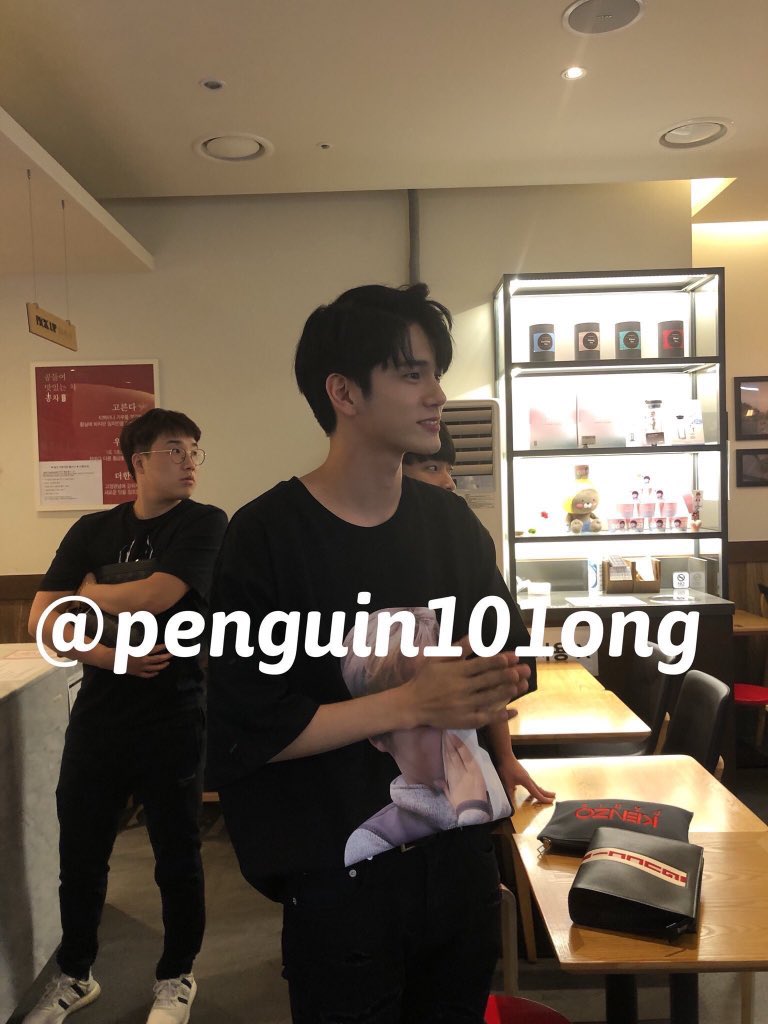 this is how ong seongwu looks in real life: a very necessary thread