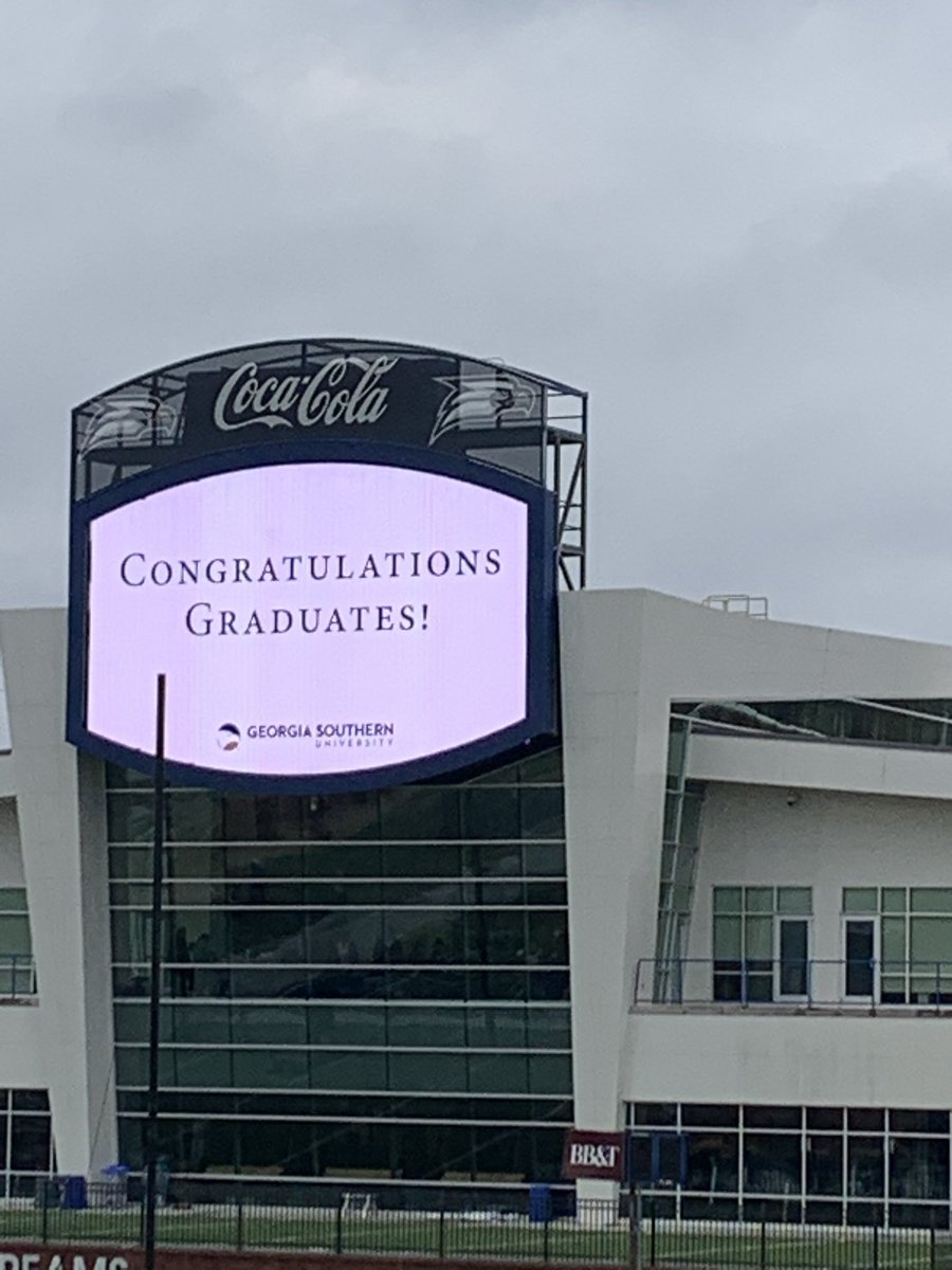 kathyfs24's tweet photo. Graduation day for our middle child - 2 Eagle alumni - one to go ! #hailsouthern #GSGrad20 @GeorgiaSouthern https://t.co/3NVPHzKfft