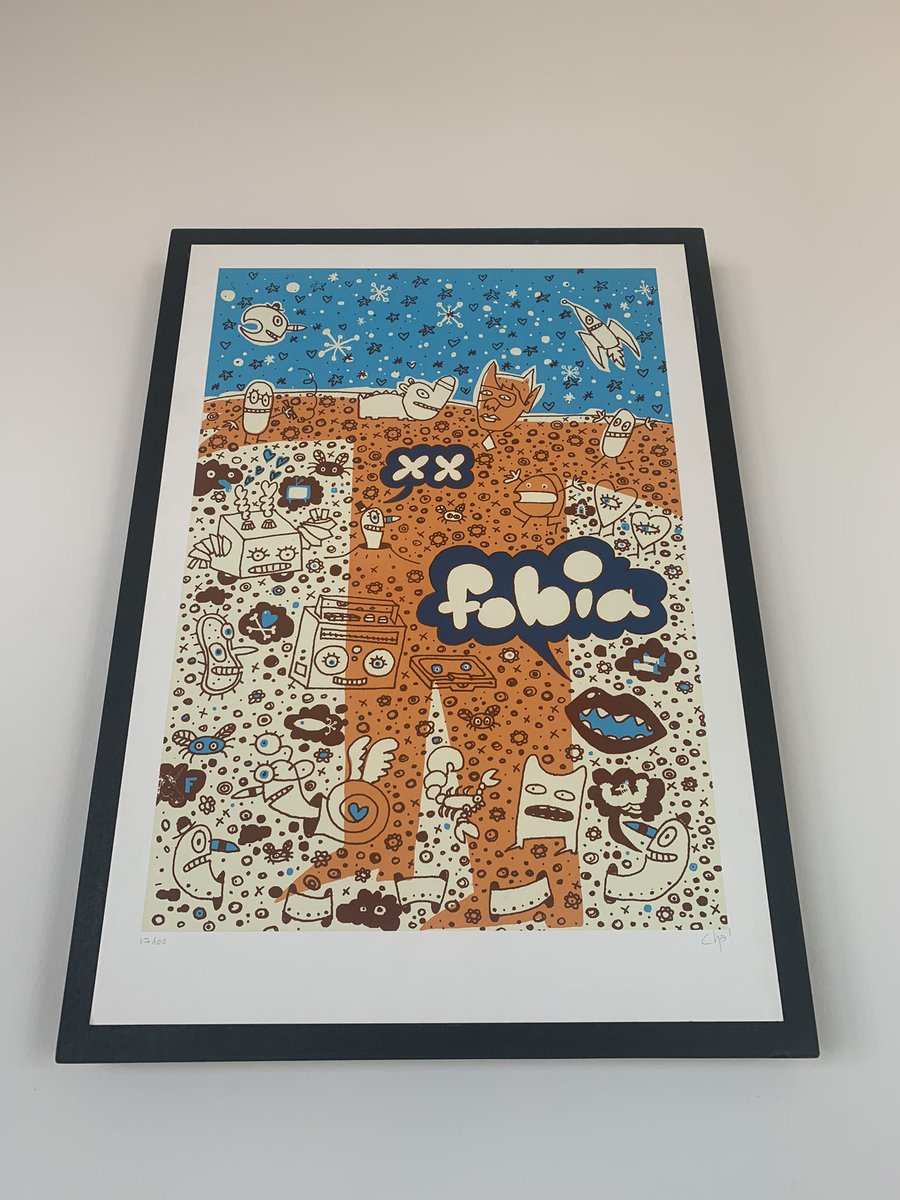 adpod's tweet image. Tmb siempre los escucho en modo ninja, les mando saludos y que buenos artes los del @eltalcha  todavia tengo el mio firmado de los XX años #PoderosoLuchón