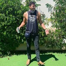 if you are Blake Horstmann or if you've hooked up with him at Stagecoach/literally anywhere