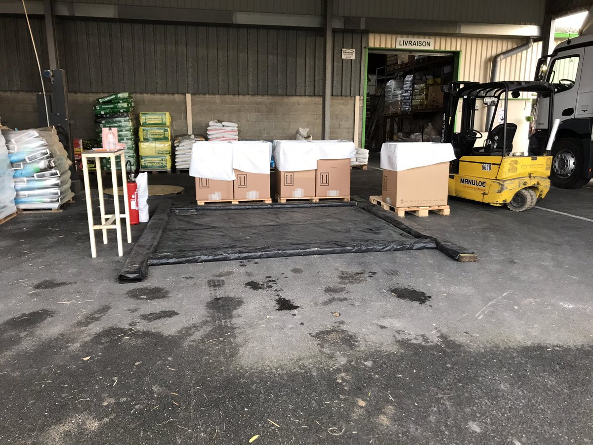 Groupe_ISSIPA's tweet photo. Aujourd’hui c’était la collecte des #PPNU @Negoce_ASEL @olive02bidaut @NegoceAgricole @DephyNne @Adivalor1 https://t.co/j96uuVZyYf