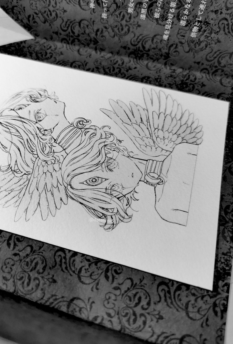 線画、二枚描けました\(^-^)/ 
