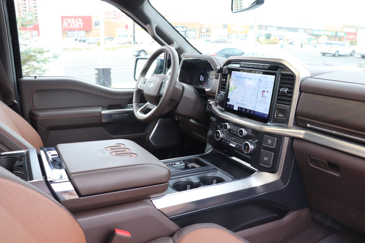 BayfieldFord's tweet photo. 💪 If you want a truck packed with Muscle, Intelligence and Style -the All-New 2021 F-150 King Ranch has your name on it! 
✔️ Drive one home today. 
.
#2021F150KingRanch #F150 #Trucks #Pickups #FordTrucks #FordPickups #Barrie #BayfieldFord #TheHumberviewGroup #DriveHG https://t.co/7eG6mOC7sa