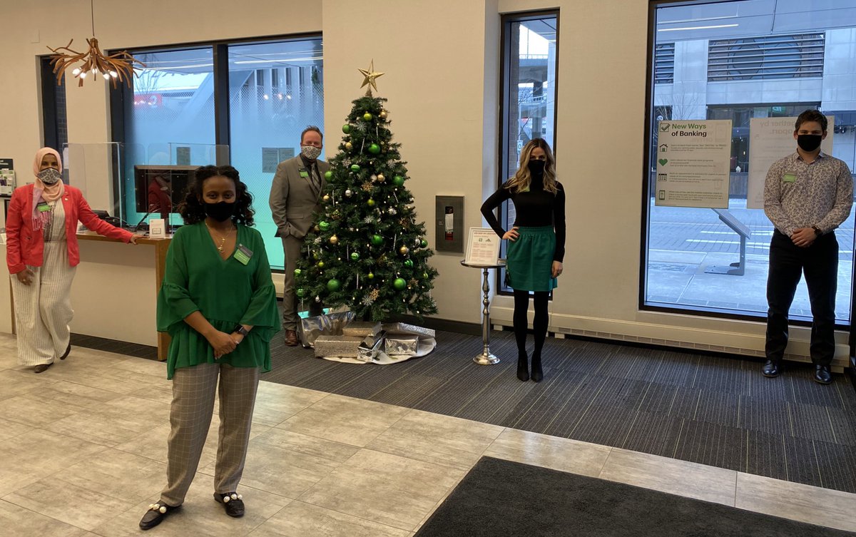 TaliaS_TD's tweet photo. #BestBankonBank happy to welcome #CTV &amp; @Nathalie_TD as she presents #TD’s generous donation to #ToyMountain, a cause near &amp; dear to our ♥️. While we’re not able to collect toys in branches this year due to COVID, we’re proud to support in other ways. https://t.co/v2OcCVNOvq