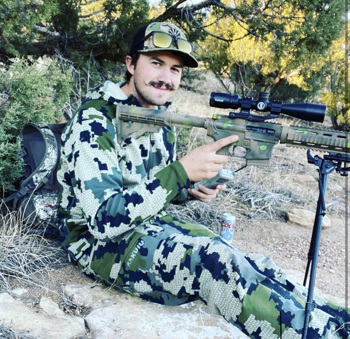 BrandonBain6's tweet photo. Might not of killed some coyotes but we sure killed some beers https://t.co/nPLCjSZJXT