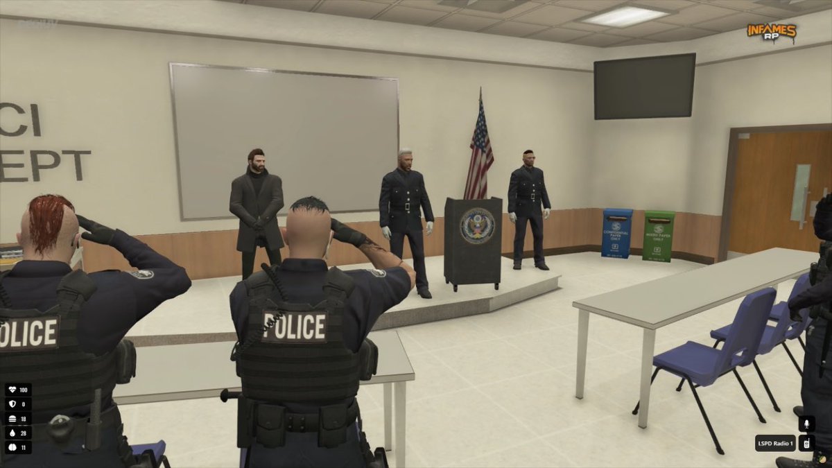 InfoInfamesRp's tweet photo. Reunión de la LSPD 👮 https://t.co/9NZO7ZsIfI