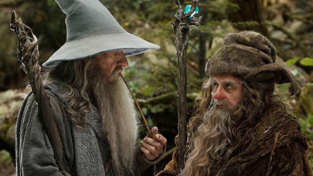 MiddleearthEnts's tweet photo. For the finale of #25daysoftolkien, we celebrate @newlinecinema. Producers of the films we know and love, New Line helped bring the world of Tolkien to life, along with all the people who worked on the films. For that we are forever grateful. I think it's time for a rewatch! https://t.co/0XzCFAziqu