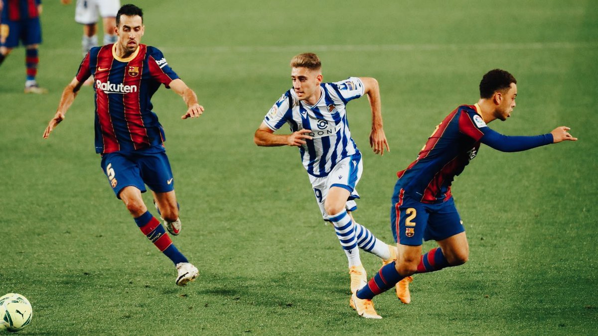 robert10navarro's tweet photo. Muy contento por el debut en @laliga con la Real Sociedad en un estadio especial para mí.

Gracias a todos por el apoyo, en especial a mi familia, a la gente del club y a mi equipo, el Sanse, por ayudarme día a día. Vamos a por más, afición @realsociedad #AurreraReala🔵⚪️ https://t.co/vfTHK9uYKf