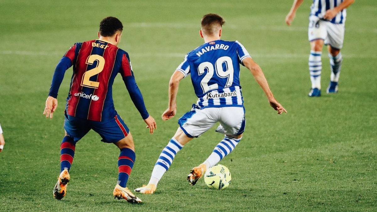 robert10navarro's tweet photo. Muy contento por el debut en @laliga con la Real Sociedad en un estadio especial para mí.

Gracias a todos por el apoyo, en especial a mi familia, a la gente del club y a mi equipo, el Sanse, por ayudarme día a día. Vamos a por más, afición @realsociedad #AurreraReala🔵⚪️ https://t.co/vfTHK9uYKf