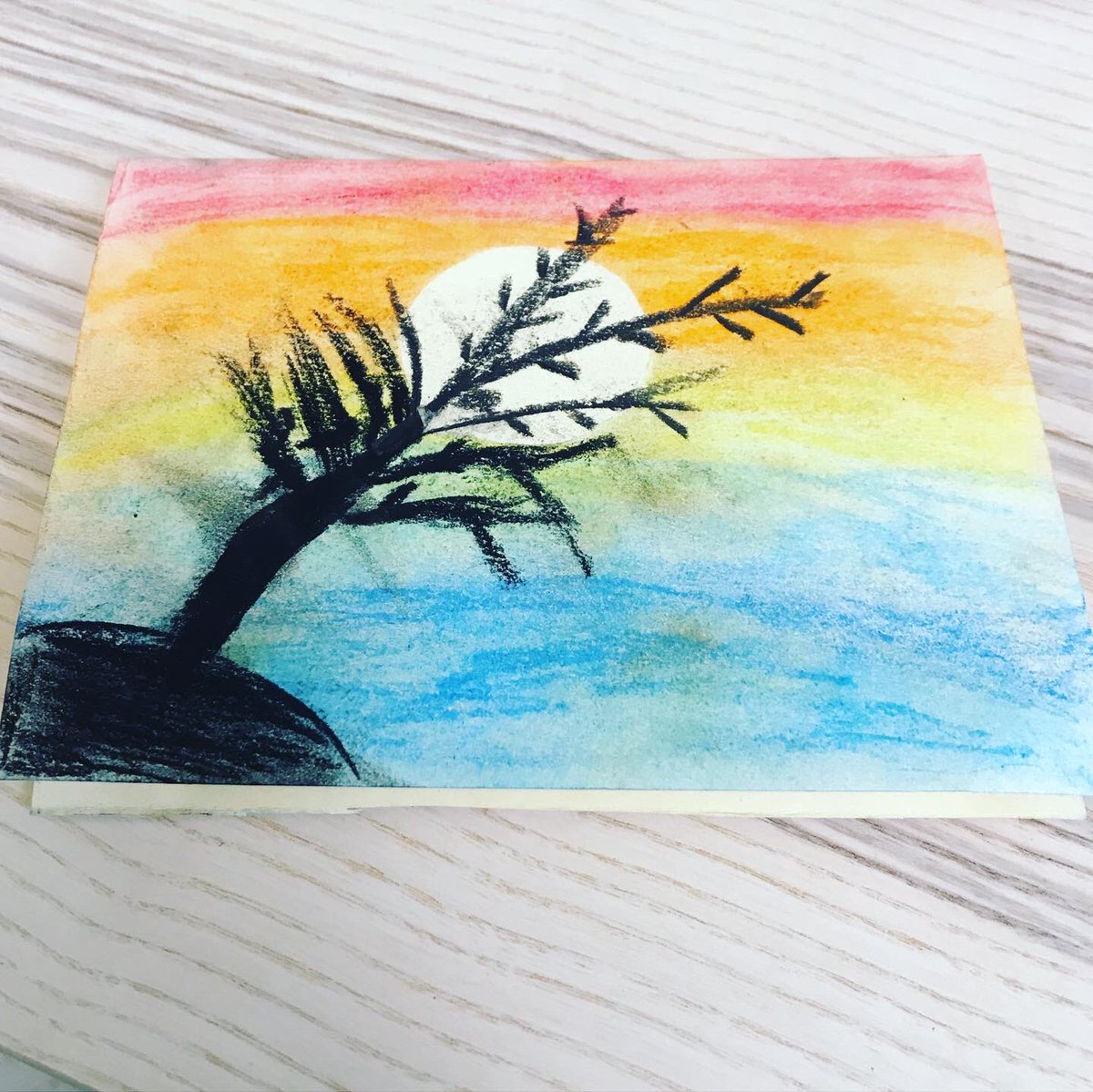 VictorySchoolMb's tweet photo. Room 6 made beautiful cards for the workers in hospitals, personal care homes, labs and other health care settings across the province to say thank you! #StaySafeAtHomeMB #thankyou #goodjob https://t.co/vEIwWNEoVK