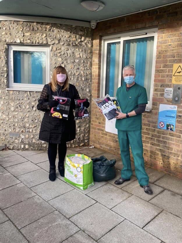 ChalkhillH's tweet photo. Thanks so much @terripoppyx for your donation of pyjamas. We look forward to your visit each year. Have a peaceful Christmas. ❤️ https://t.co/zCTTTQXRZV