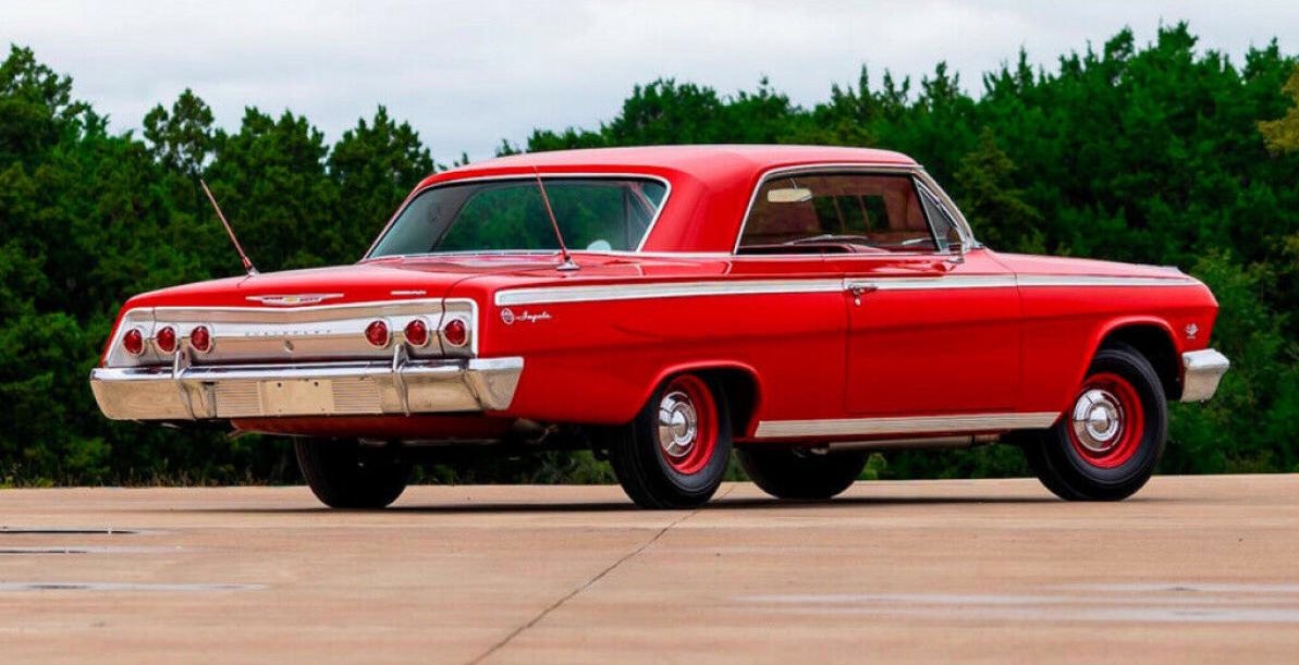 HemiHells's tweet photo. 1962 Chevrolet Impala SS Sport Coupe 🇺🇸 #TheFirstMuscleCar 
409 cui 409 hp V8 https://t.co/PZdLj3K6nx