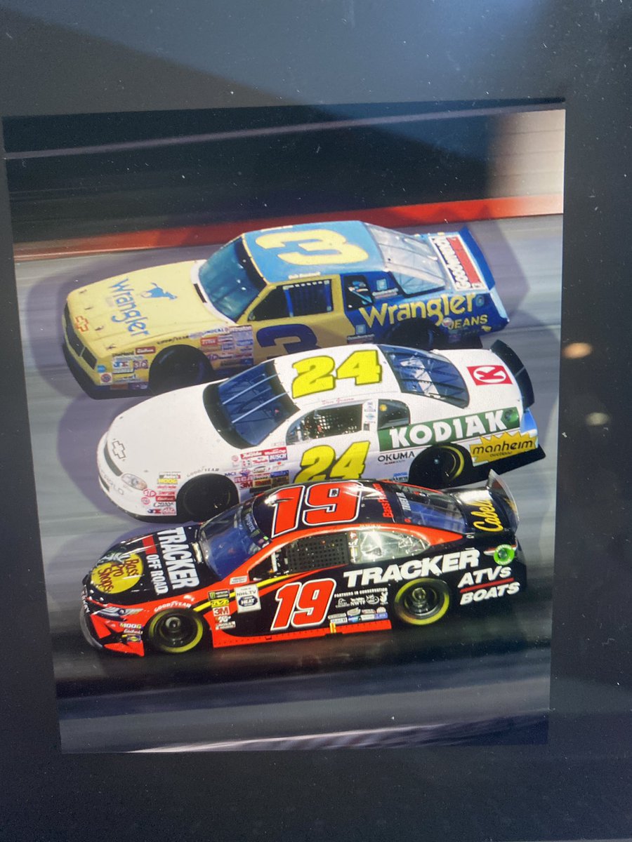 HarrisLue's tweet photo. More process... turning that 41 Kodiak car into the T-Rex was a fun mix of sourcing 1:24 Model Decal sets and hand drawing details in @Procreate 👏👏👏 #SMSports #Procreate #Illustration #Photoshop #NASCAR @BMSupdates @NASCAR #NASCARSocial #ProgramCover #SamBassInspired https://t.co/zLYrJviqDi