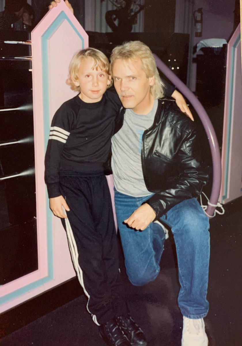 Brian_Hyland's tweet photo. #Throwbackthursday 
1988, Bodi &amp; I at Little Darlin’s in Florida. https://t.co/CGulXOAHPT