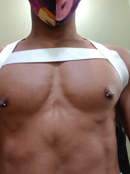 Did a bit of Window Shopping today! What do y'all think? More Pics on my OnlyFans! (Free to Sub) https://t<a href="/tag/yearoftheox"class="tags"><span>#yearoftheox</span></a>