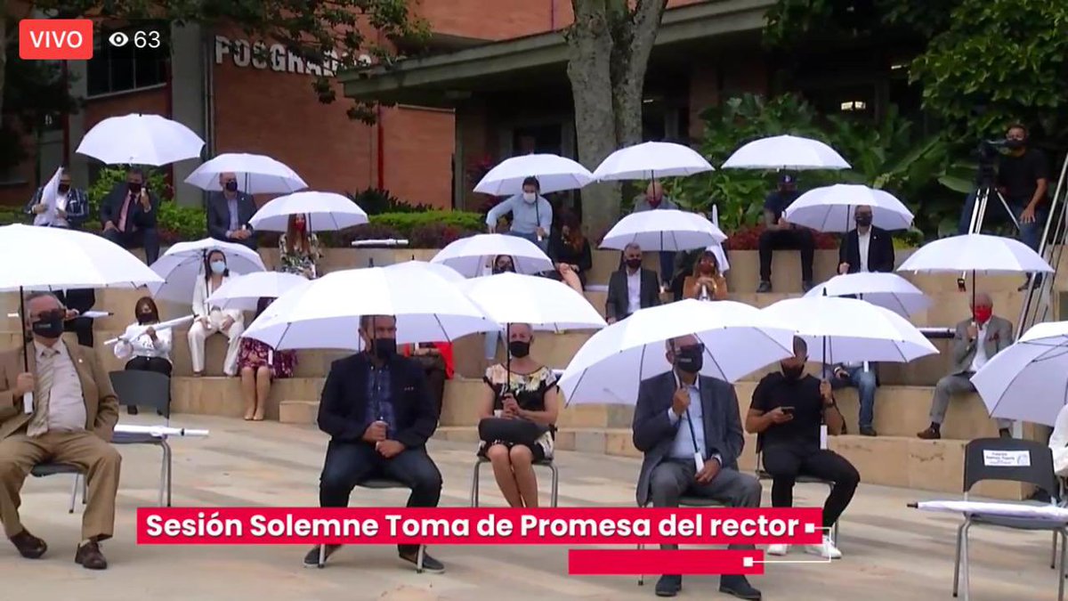 UdeMedellin_'s tweet photo. En estos momentos #EnVivo con la Sesión Solenme Toma Promesa de nuestro #RectorUdeMedellín Federico Restrepo Posada. 👏🏻 https://t.co/tSTc0PbF3y