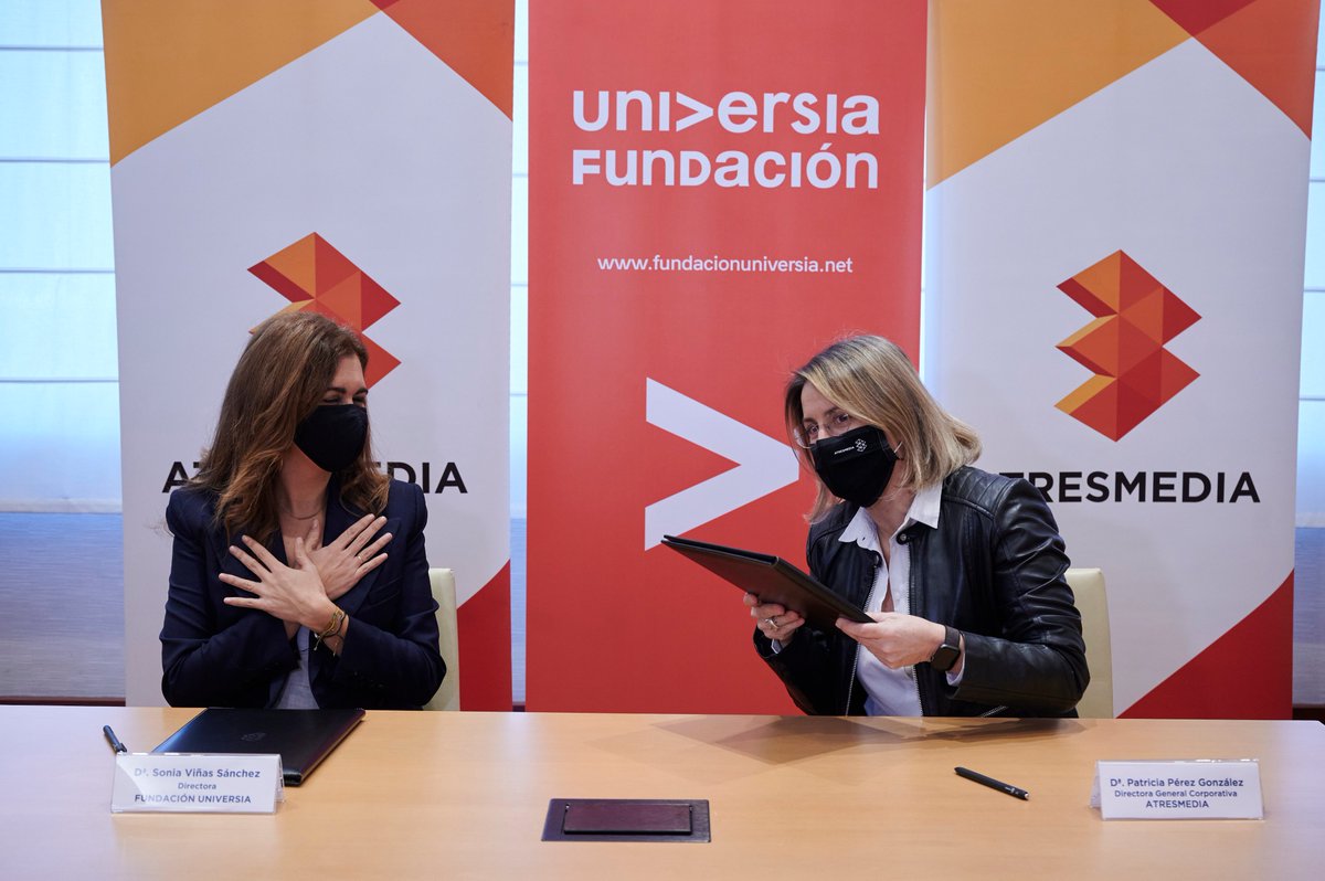 FUniversia's tweet photo. ¡El 2021 traerá nuevas oportunidades! 🎉

Nos unimos con @ATRESMEDIAcom a través de un acuerdo de colaboración para impulsar el empleo de personas con #discapacidad a través de 30 #becas @atresFormacion  

Más información 📲 https://t.co/FAKFIgzGTv https://t.co/8Vvs3PNJyK