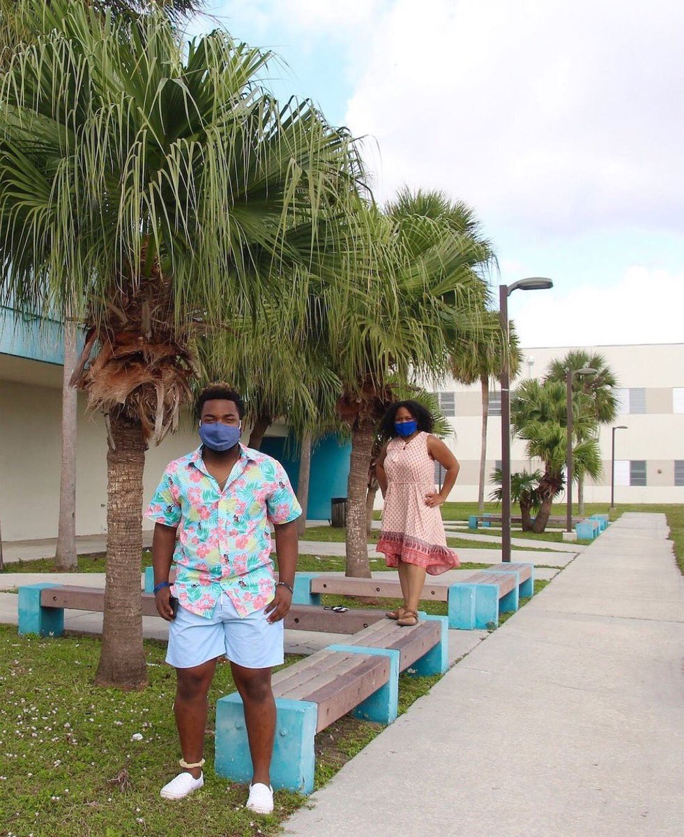 MLECJaguars's tweet photo. Repost from @mlecjagtv
•
Ms. Rivas and Zion Cooper TV production student Class of 2021, celebrating Holiday in the Tropics Day. @mlecsga #verymerrymlec #snowplacelikehome #mlecisforme https://t.co/KYpRv1tbIn