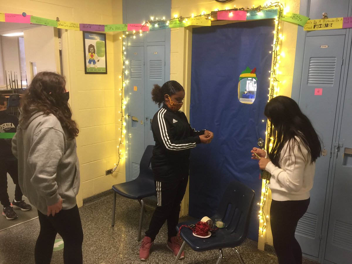 The winter scenes continue to appear in our hallways and on the doors. Can you spot the inspiration for each of these doors?  And a sneak peak of our  students preparing yet another doorway. Wow, such creativity ⁦<a href="/tdsb/">Toronto District School Board</a>⁩ ⁦@DebbieDonsky⁩