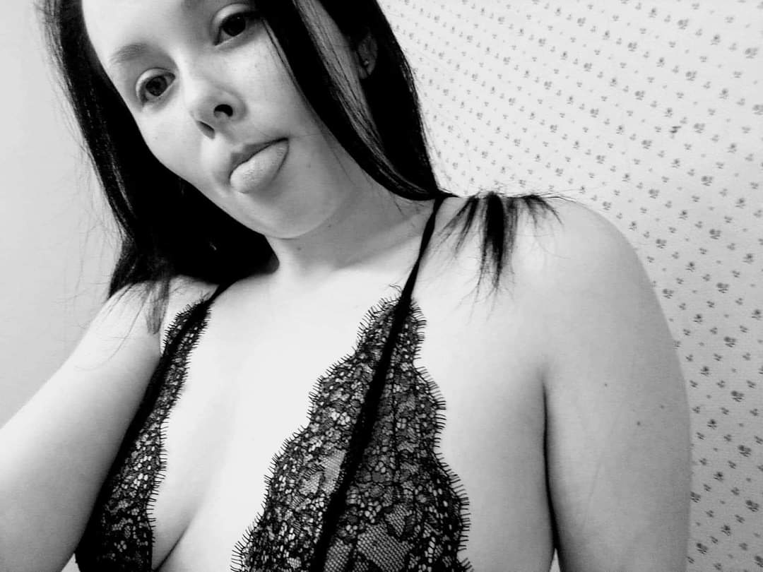 Spldbrt12281's tweet photo. I just want to make you all Happy โญ
#onlyfans #onlyfansgirl #zaddyissues #daddyslittlewhore #daddyslilslut #daddyslilprincsss #SugarDaddys #SugarDaddySerious #SugarBabies #sugarbabylegit https://t.co/ZPaXw1hFiN