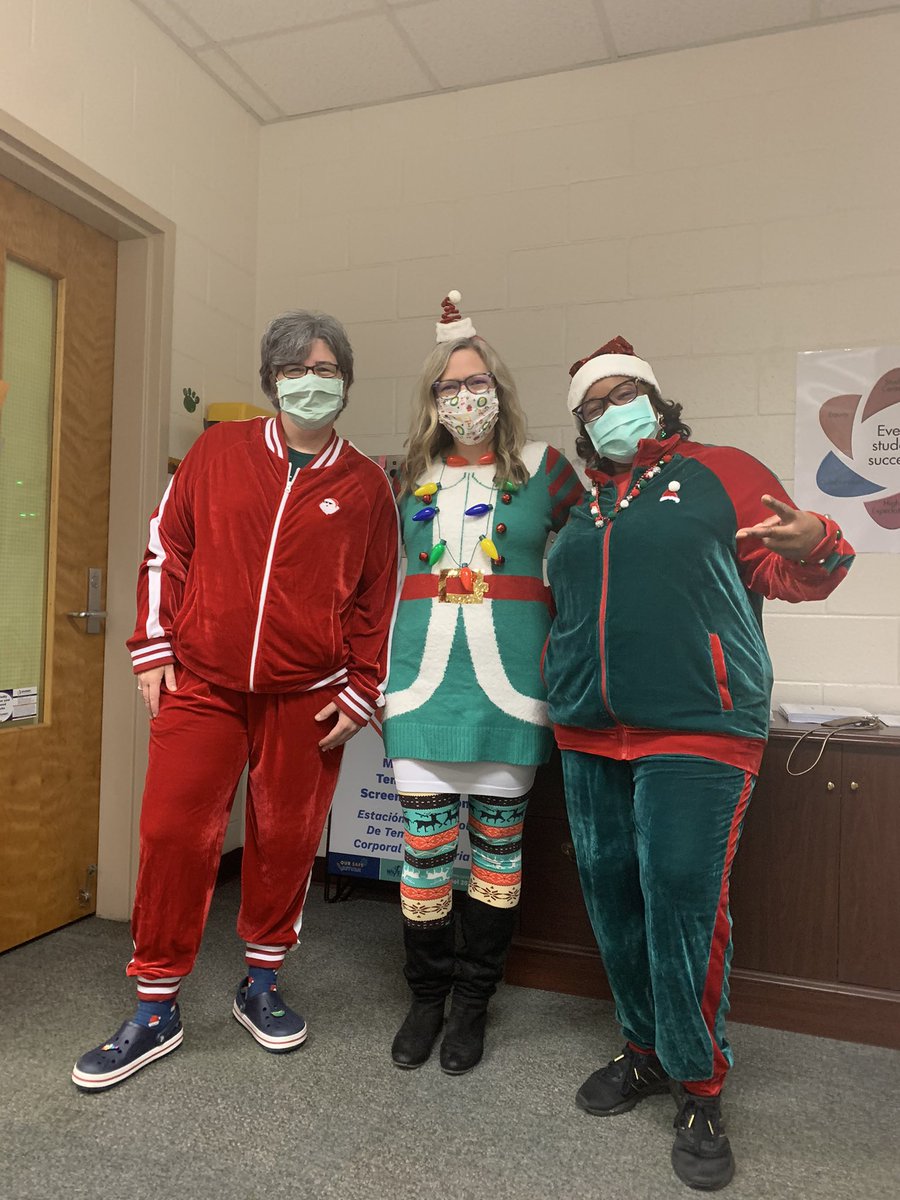 ALICIA CONE (@aconeconsulting) on Twitter photo Southeast Middle School rocks!!! Blessing our staff with holiday treats of appreciation!!! Thank you <a href="/ChickfilA/">Chick-fil-A, Inc.</a> of Kernersville for the gift cards & <a href="/Target/">Target</a> of Kernersville for sponsoring our Christmas snack cart!!! #lovemyworkfamily <a href="/MsHelms_MEd/">Meghan Helms</a> <a href="/SEMSPrincipal/">Stephanie Gentry</a> Southeast Middle School rocks!!! Blessing our staff with holiday treats of appreciation!!! Thank you <a href="/ChickfilA/">Chick-fil-A, Inc.</a> of Kernersville for the gift cards & <a href="/Target/">Target</a> of Kernersville for sponsoring our Christmas snack cart!!! #lovemyworkfamily <a href="/MsHelms_MEd/">Meghan Helms</a> <a href="/SEMSPrincipal/">Stephanie Gentry</a>