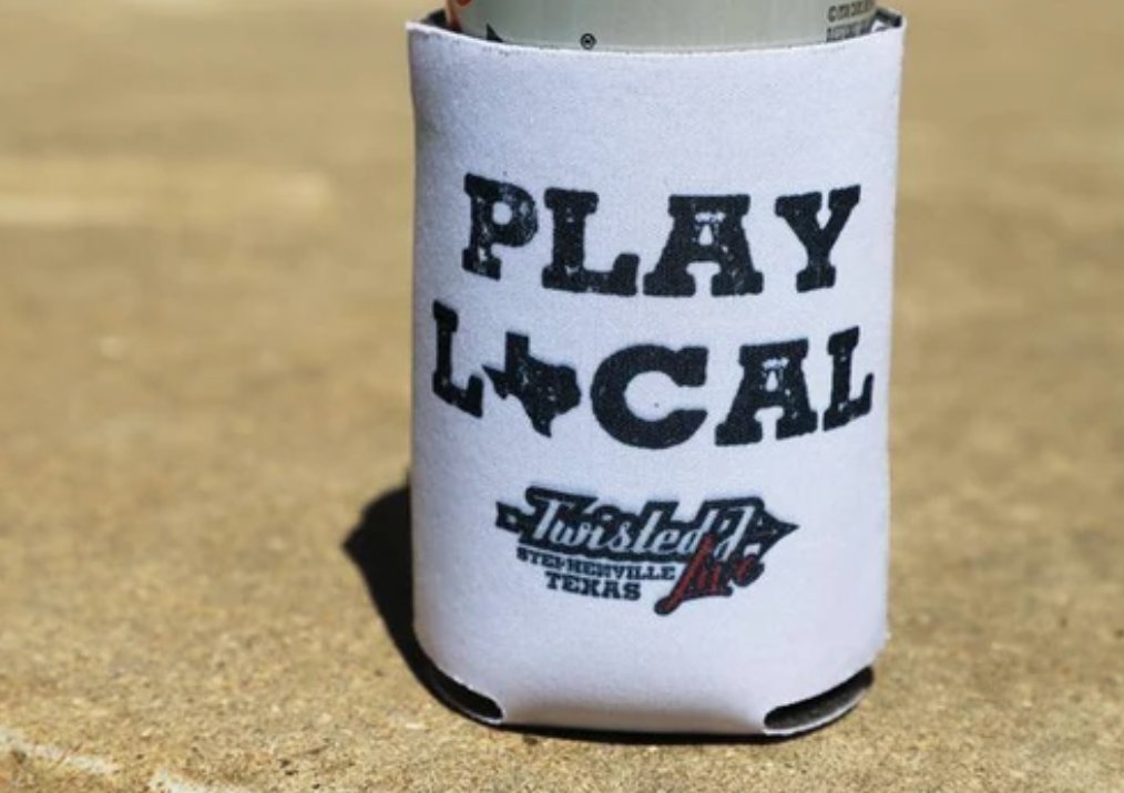 Twisted J Live tweet media