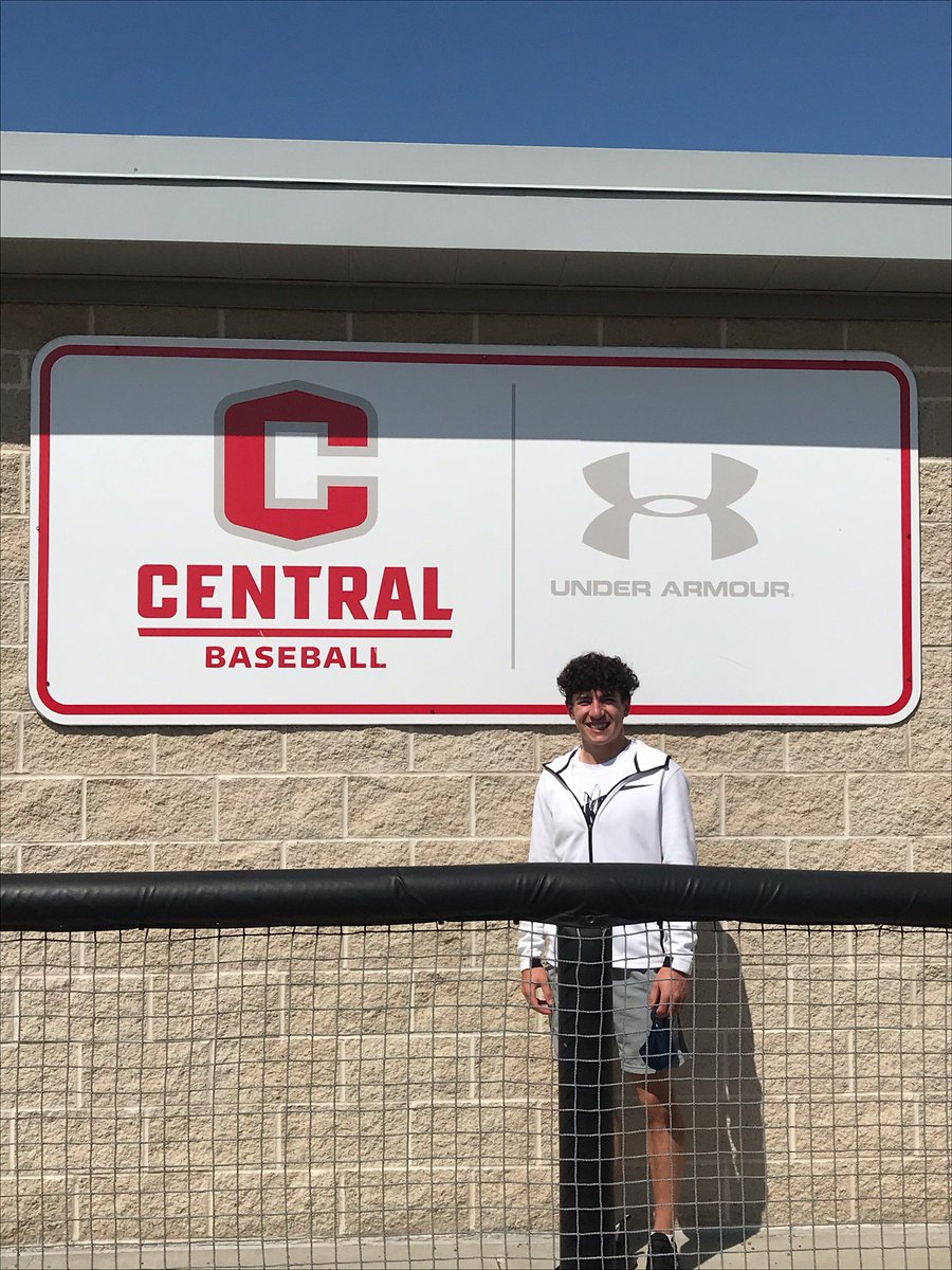KylerWatson_12's tweet photo. I’m excited to announce that I will be continuing my academic and baseball career at Central College! I’d like to thank all of my family, friends, and coaches along the way! Go Dutch! @DutchBaseball @BBomberBaseball https://t.co/9szbtNC5a0