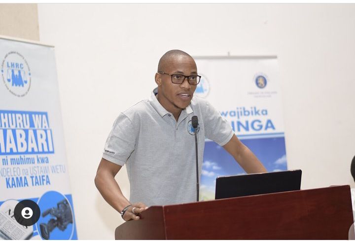 Tito ni mhanga wa kukamatwa kabla ya upelelezi wa kosa kukamilika, huu ni utumiaji mbaya wa madaraka. #FreeTitoMagoti  #ChangeTanzania