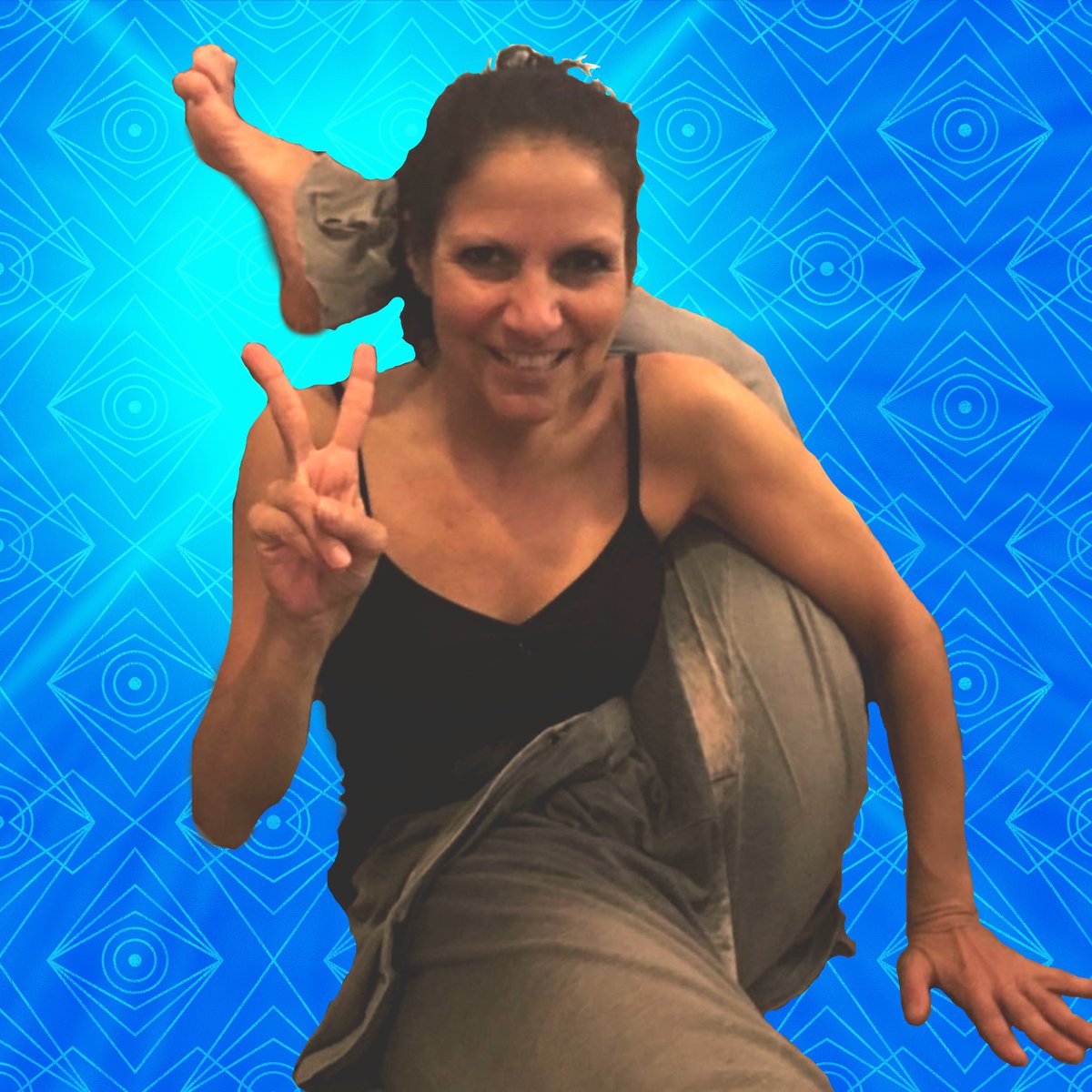 Denise LaPointe is one of our longest tenured teachers.  Catch her 3x a week:
Fridays 1pm - Lunch Vinyasa
Saturdays 12:00 pm - Back to Basics
Wednesdays 8:00 pm - Vinyasa

#weloveourteachers #legbehindhead #footbehindhead #howdoesshedothat #nycyogateacher #queensnyc