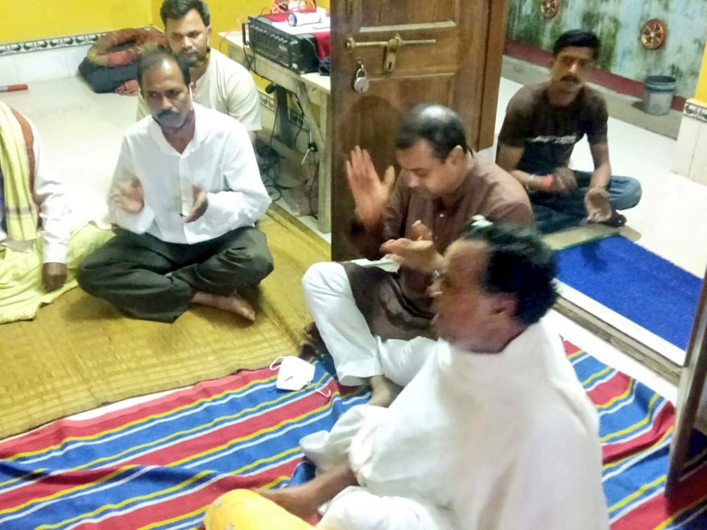 sambitswaraj's tweet photo. पुरी लोकसभा के अंतर्गत चिलिका विधानसभा निर्वाचन क्षेत्र के बालुगां पंचायत, बालूंगा ब्लॉक के भागवत पाटना गांव के भागवत तुंगी में भजन सुनने का सौभाग्य प्राप्त हुआ। https://t.co/7VXQXEK2fm