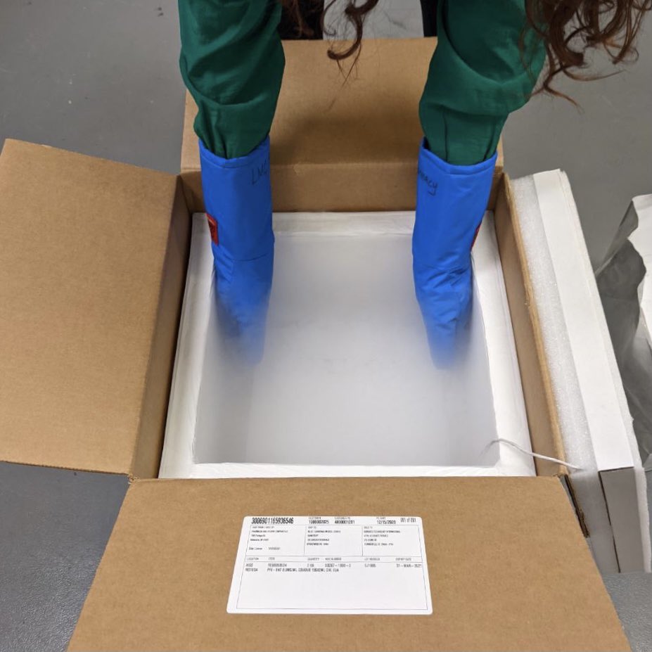 mainlinehealth's tweet photo. Special delivery 📦 We’re waiting on a lot of packages this season, but this is the most exciting one by far. https://t.co/vQOLhPlkQr
