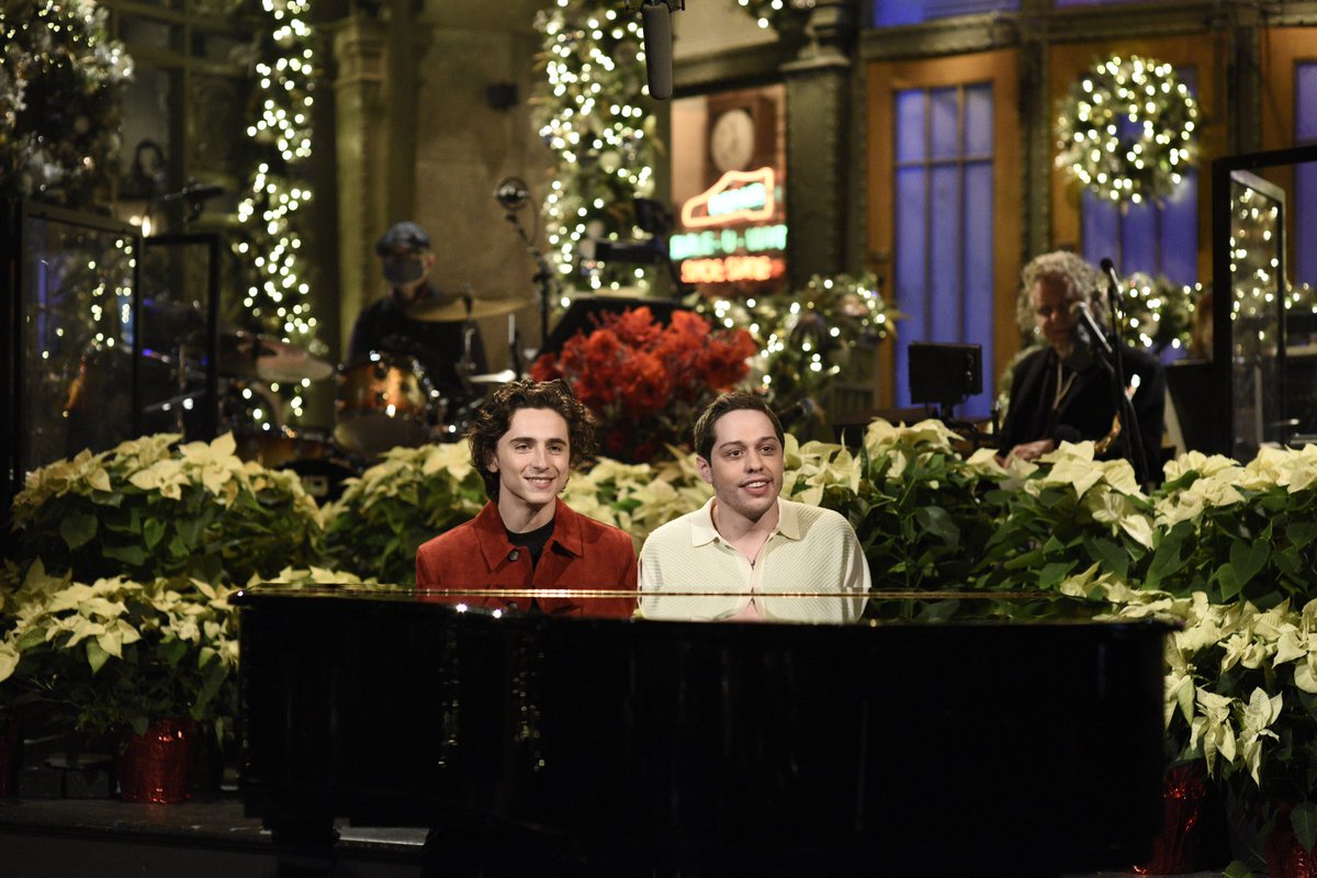 ภาพชัด ทิโมธี ชาลาเมต์ ขณะพูดเปิดรายการ Saturday Night Live กับพีท เดวิดสัน เทปวันที่ 12 ธันวาคม 2020 💕

dailymotion.com/video/x7y1si6