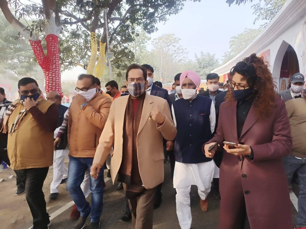 BaldevAulakh's tweet photo. “Hunar Haat” being organised at Rampur (UP) from 18th to 27th Dec, 2020. @naqvimukhtar https://t.co/JALUxGgFib