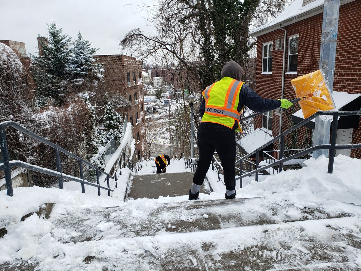NYC_DOT's tweet photo. NYC DOT crews have been out across the City today clearing snow from #StepStreets. 

📷 (clockwise from top left): Avon Pl #onStatenIsland, Baily Ave in #theBronx, W 230th St in the Bronx &amp; Clifford Place in the Bronx https://t.co/bRkkOeeyjB