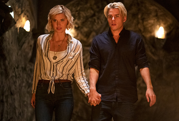 PhoenixTremayne's tweet photo. #TheOrder was cancelled on #Netflix Season 1 was better than season 2 mostly because the main love interests have no chemistry, but I still had high hopes for season 3 the show starred #JakeManley #SarahGrey #LourizaTronco #AdamDiMarco #ThomasElms #DeveryJacobs #KatharineIsabelle https://t.co/KtloC2o6Jq