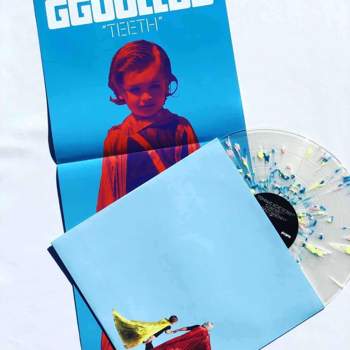 We dug up a handful of old vinyls and test pressings and put them on our website. ( ggoollddband.com ) These are the last ones, once they are gone they are gone for good. Order by 3 today and they will be shipped out tonight. 🎅🏽❄️ That goes for anything in the store!