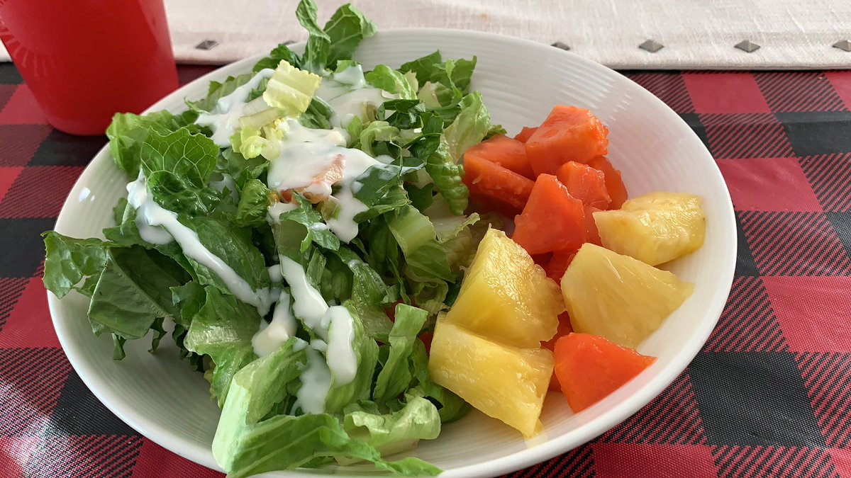 Beach_Buddhaa's tweet photo. Lunch Today #Salad #pineapple #papya https://t.co/osnW80lBrn