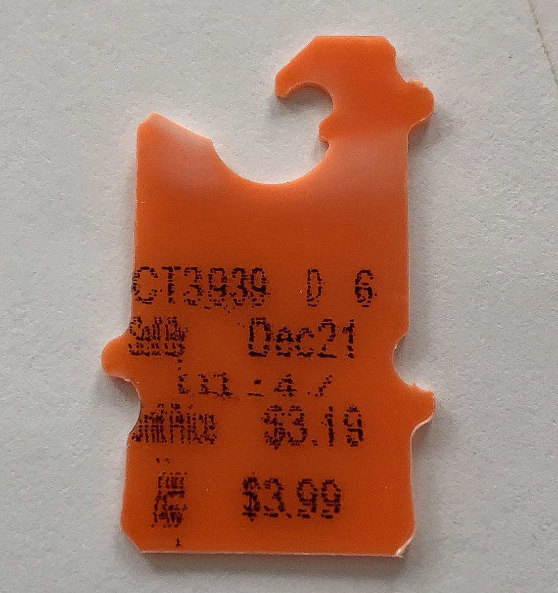 JohnSokolovic's tweet photo. Open letter to the designer of this clip for the sandwich rolls favored by our son. It only needs to survive 8 cycles but seems to crack after 7 EVERY TIME. Design tolerances are a thing. https://t.co/gbyVGqgM8r