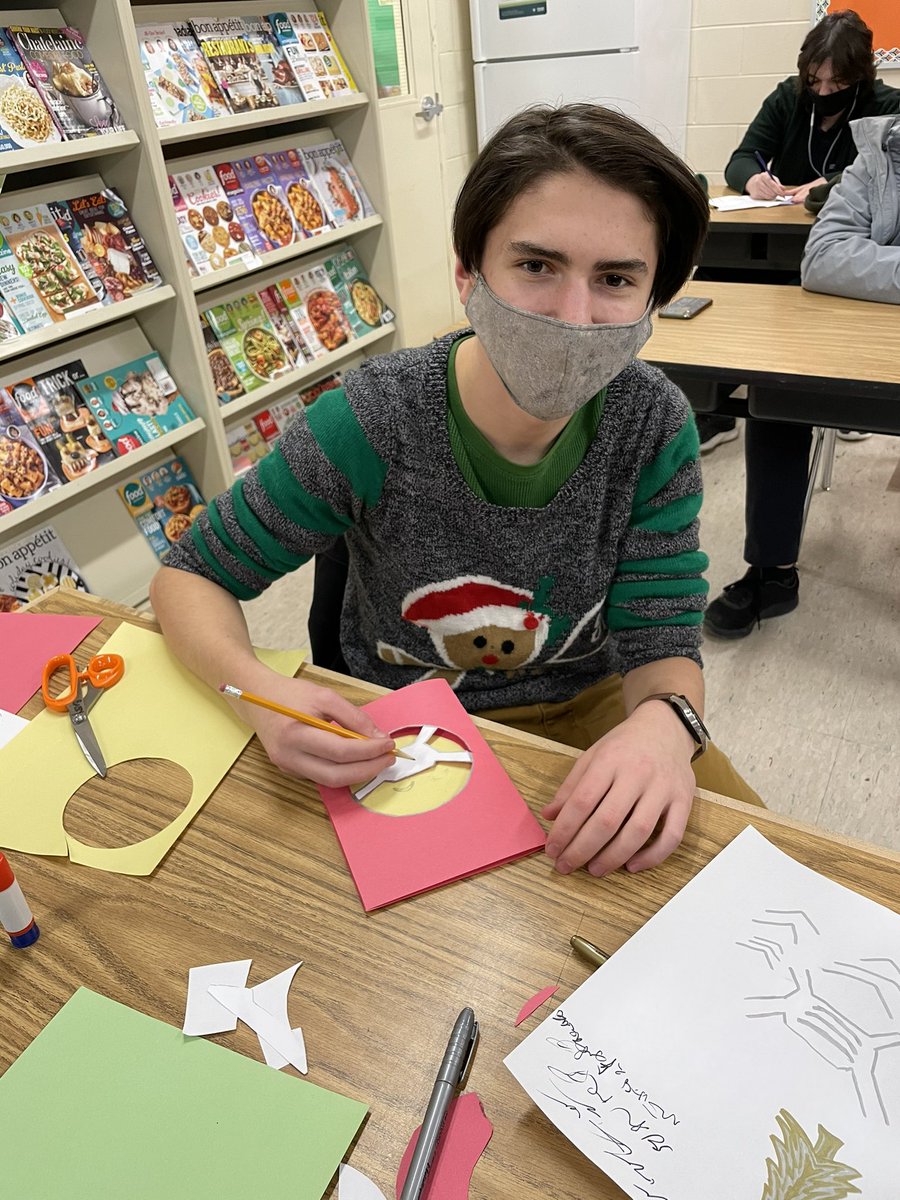amandanerobarry's tweet photo. Students in NBE 3C consider how Christmas card messages have changed in 2020... 🎄 🧻 🎅 https://t.co/aS9ZhD3u1i
