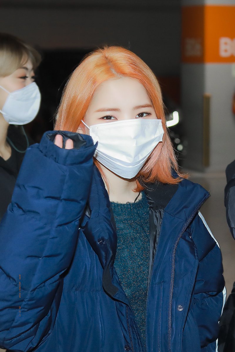 201217 #리나 #강소은 #RINA 

고생했어 연말잘보내기!💕