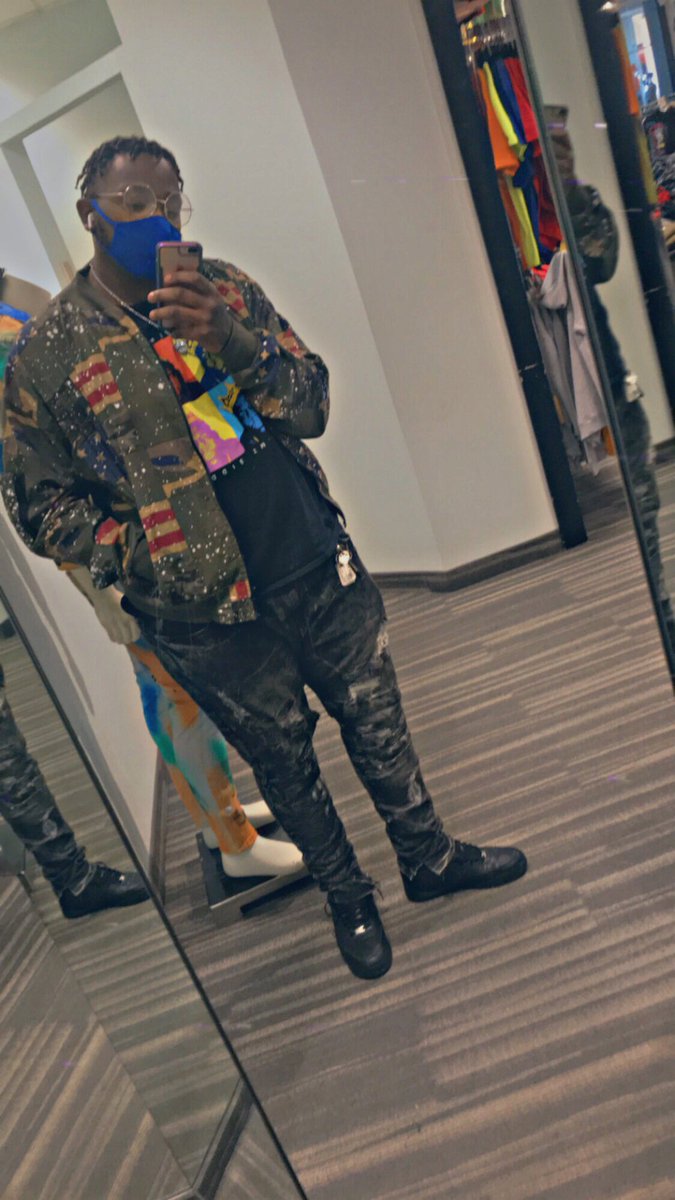 Russ4x_'s tweet photo. 🦍 https://t.co/h4QedJqXy7