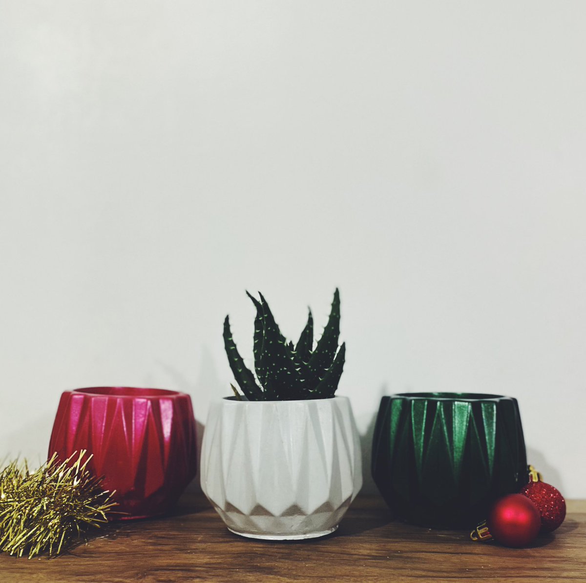 creteandco's tweet photo. No tree this year? No problem! Get some festive vessels instead! Featured here is our Ari vessel. 🥳🎄🥳
-
#Creteandco #Concrete #ConcretePots #HandmadeConcrete #ConcreteDesign #ColoredConcrete #ConcreteDecor #HandMade #HandMadeWithLove #SmallBusiness #Accra #Ghana #MadeInGhana https://t.co/pQnSnIbhjU