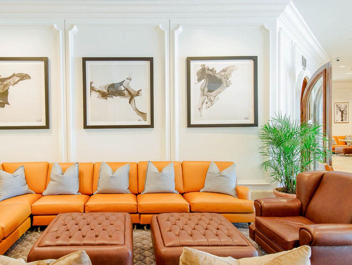 This holiday season, you’ll feel at home in no time at all. #GardenCityHotel #ThePreferredLife