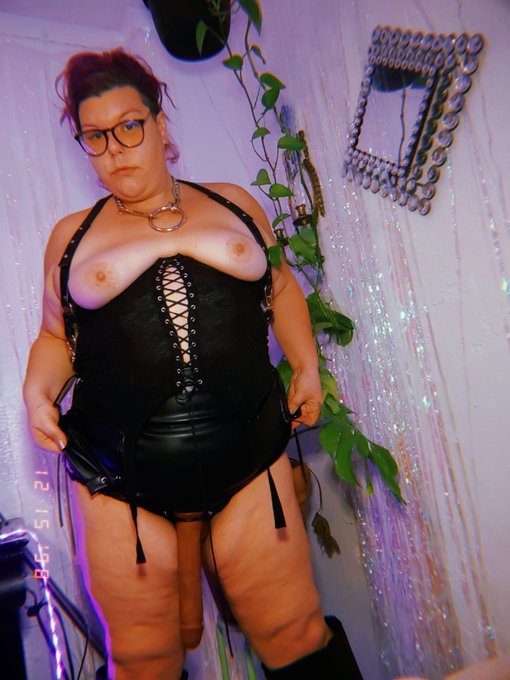 @xobrinabee @starwitchcraft https://t.co/axuurbB2fE  👅👅👅 https://t.co/JjS7cofbaG<a class="tags" target="_blank" title="On Twitter" href="/?out=eyJ0eXAiOiJKV1QiLCJhbGciOiJIUzUxMiJ9.eyJpYXQiOjE3MjU3ODkzNjUsImlzcyI6InR3cG9ybnN0YXJzLmNvbSIsIm5iZiI6MTcyNTc4OTM2NSwiZXhwIjoxNzU3MzI1MzY1LCJyZWRpcmVjdF91cmwiOiJodHRwczovL3R3aXR0ZXIuY29tL3hvYnJpbmFiZWUifQ.4QLAPLoTgo4zXkaI-Mi2H2nH3_g-IPXwNZnCygZFPJLAOvxClckUFjko-0_eCyjQaPYZc5bFGyr65YSr9zjV7Q">@xobrinabee</a><a class="tags" target="_blank" title="On Twitter" href="/?out=eyJ0eXAiOiJKV1QiLCJhbGciOiJIUzUxMiJ9.eyJpYXQiOjE3MjU3ODkzNjUsImlzcyI6InR3cG9ybnN0YXJzLmNvbSIsIm5iZiI6MTcyNTc4OTM2NSwiZXhwIjoxNzU3MzI1MzY1LCJyZWRpcmVjdF91cmwiOiJodHRwczovL3R3aXR0ZXIuY29tL3N0YXJ3aXRjaGNyYWZ0In0.miYpWrv-nOtvTR3wc5Xl8W2bMX5Yk3ZyqmLxBeHE0MjwIJ2gvt6DuiEgPNKfIEj65sasT0fqL-_eOLlriJpboQ">@starwitchcraft</a><a href="/tag/bdsm"class="tags"><span>#bdsm</span></a><a href="/tag/domme"class="tags"><span>#domme</span></a><a href="/tag/ssbbw"class="tags"><span>#ssbbw</span></a><a href="/tag/mentalhealth"class="tags"><span>#mentalhealth</span></a><a href="/tag/femdomme"class="tags"><span>#femdomme</span></a><a href="/tag/analfisting"class="tags"><span>#analfisting</span></a>